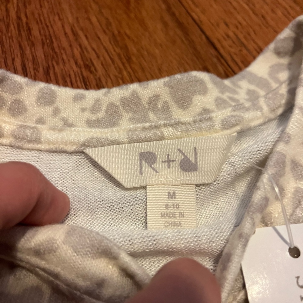 R + R shirt - Picture 2 of 3